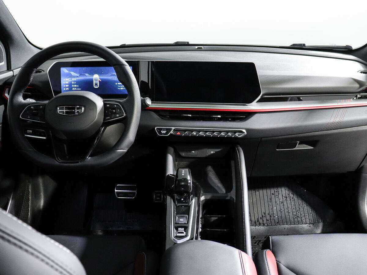 Б/У Джили Кулрэй 2023 года. Фото: #11