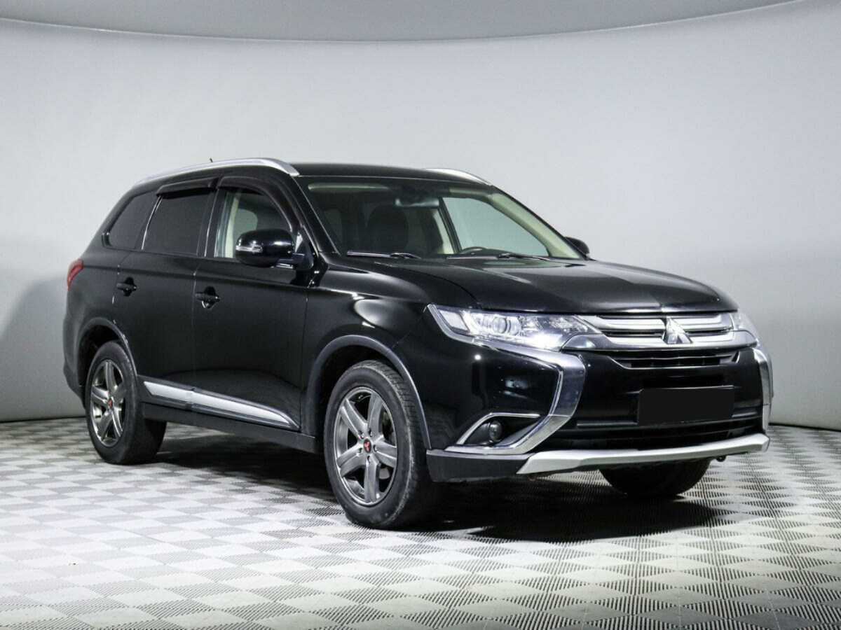 Mitsubishi Outlander 2016 года с пробегом. Фото: #2