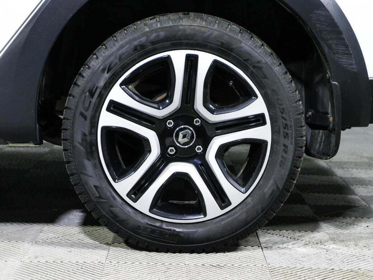 Б/У Рено Логан 2022 года. Фото: #10