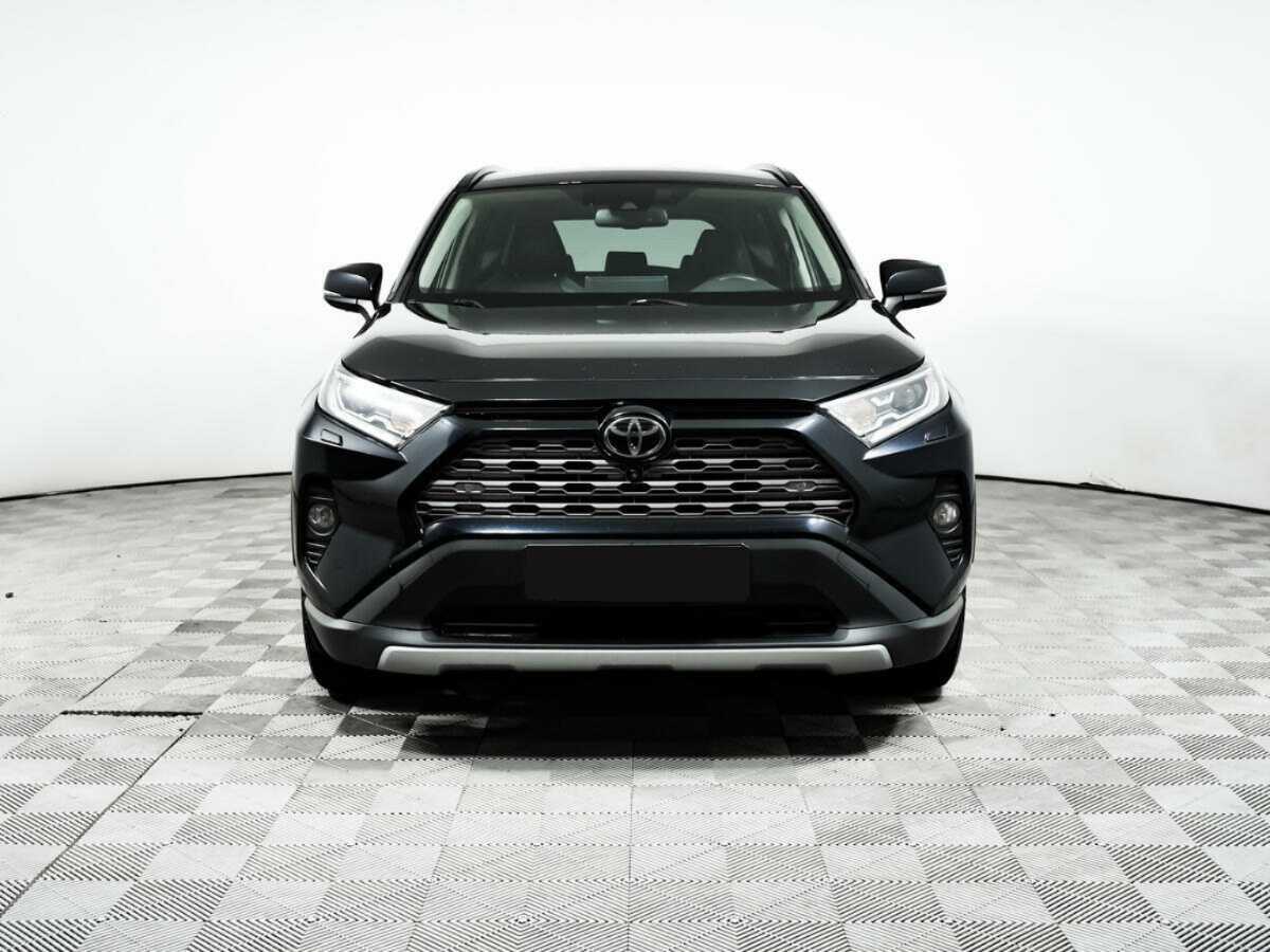 Toyota RAV4 2020 года с пробегом. Фото: #1