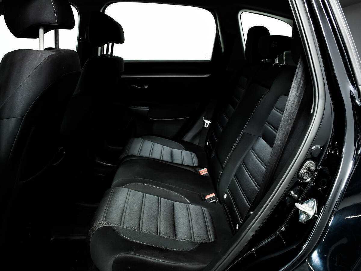 Б/У Хонда ЦР-В 2017 года. Фото: #11