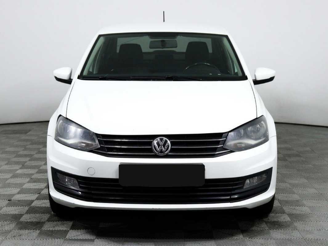 Б/У Фольксваген Поло 2016 года. Фото: #1