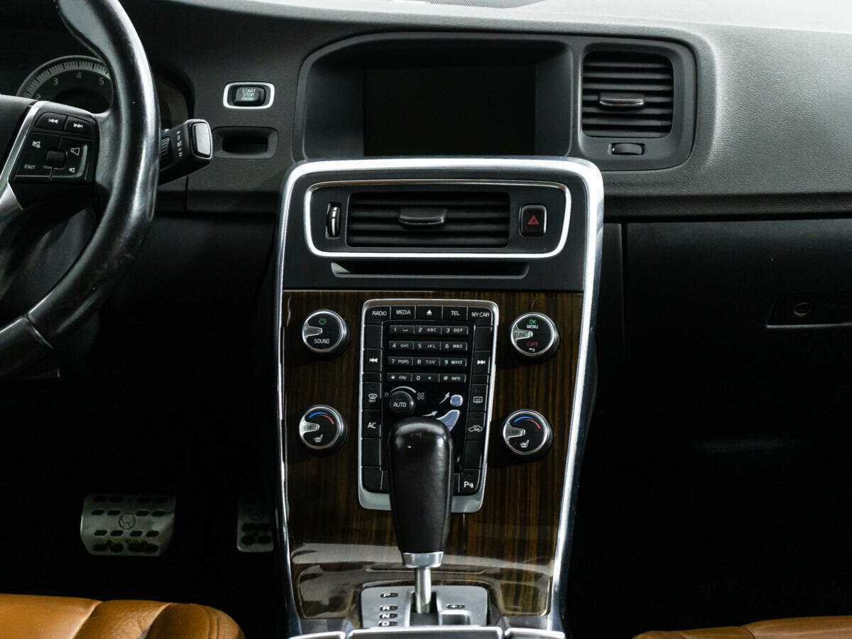 Volvo S60 2012 года с пробегом. Фото: #14