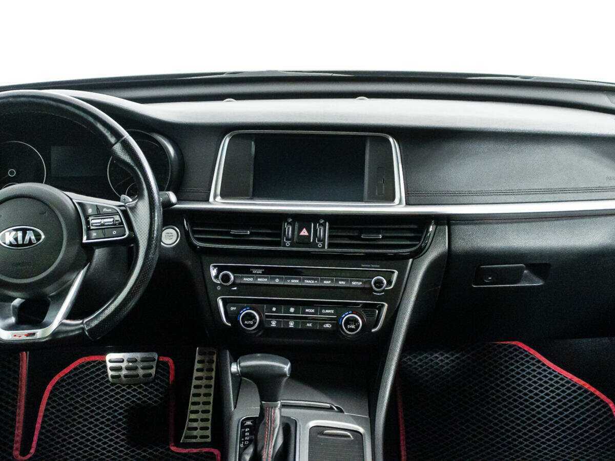 Б/У Киа Оптима 2018 года. Фото: #10