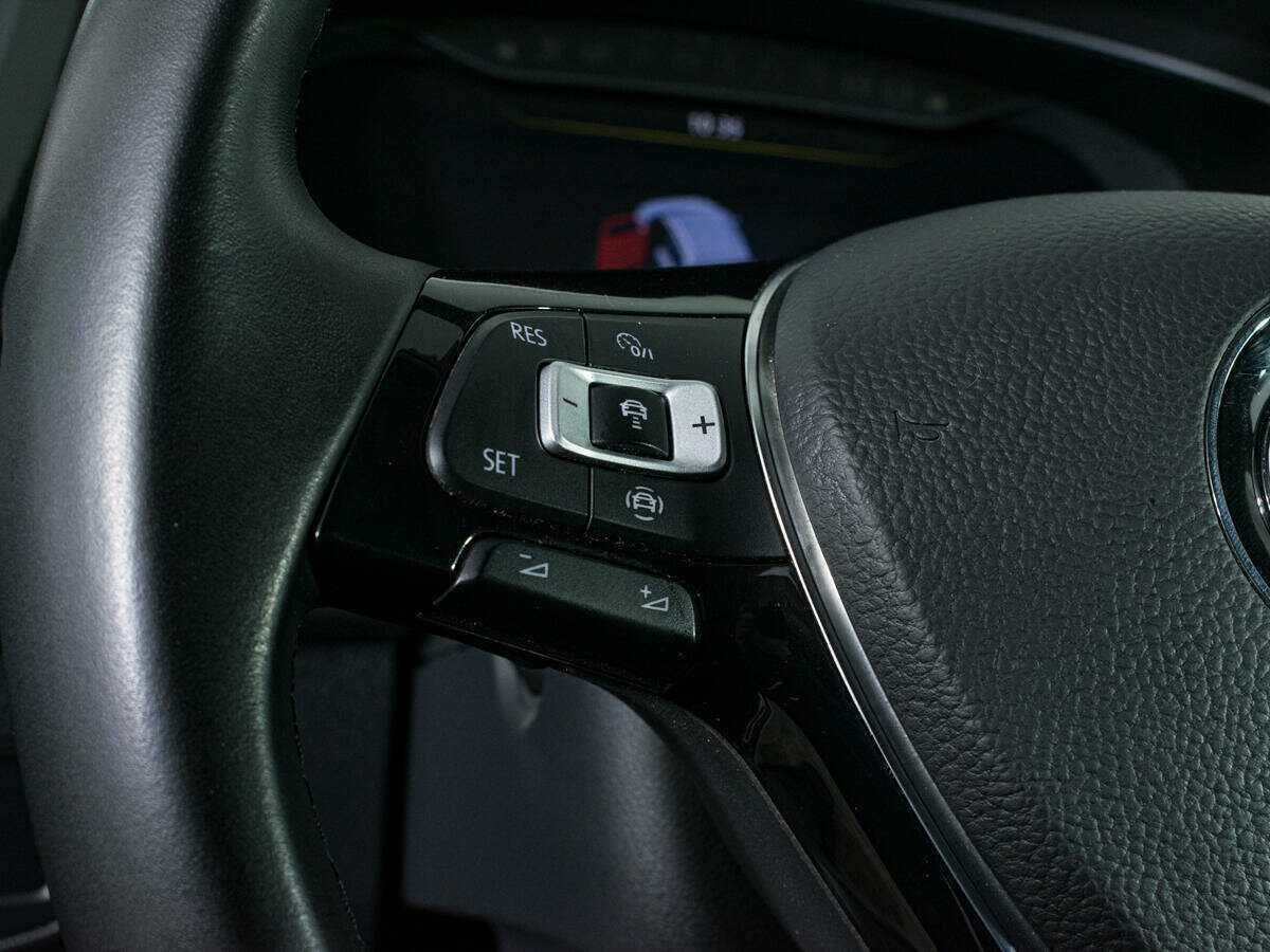 Volkswagen Tiguan 2018 года с пробегом. Фото: #13