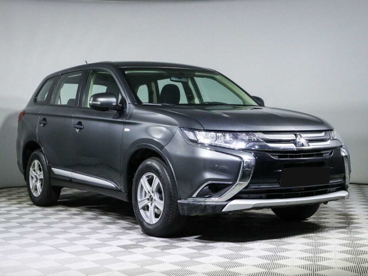 Mitsubishi Outlander 2015 года с пробегом. Фото: #2