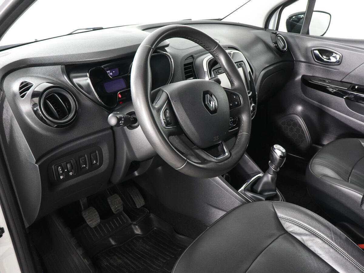 Renault Kaptur 2017 года с пробегом. Фото: #8