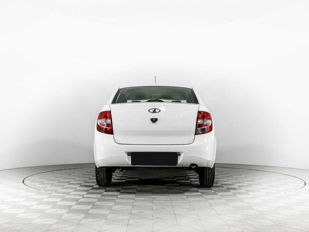 Б/У Лада (ВАЗ) Гранта 2018 года. Фото: #5