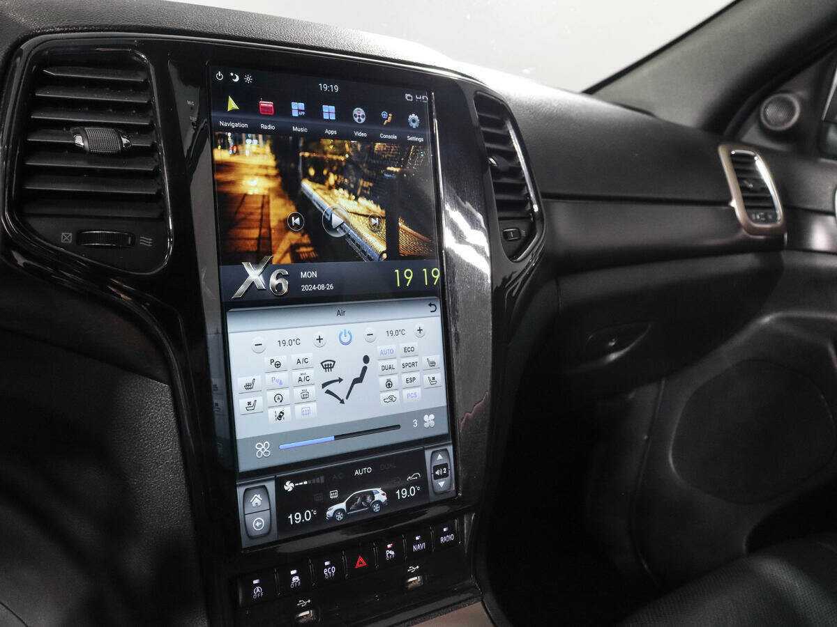 Jeep Grand Cherokee 2013 года с пробегом. Фото: #13