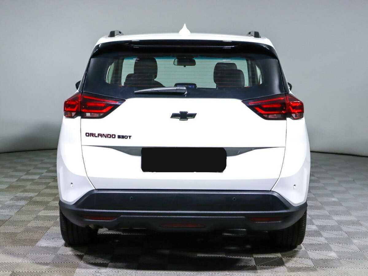 Б/У Шевроле Орландо 2022 года. Фото: #4