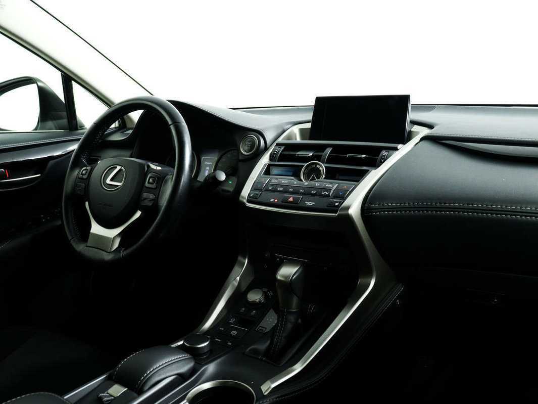 Lexus NX 2015 года с пробегом. Фото: #8