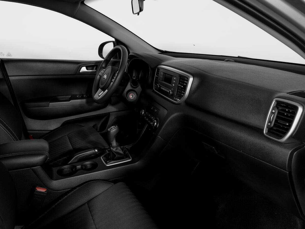 Б/У Киа Спортейдж 2019 года. Фото: #8