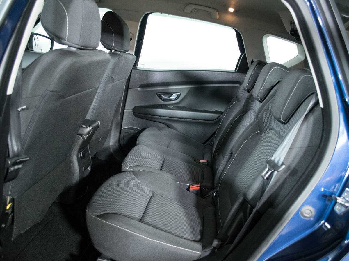 Б/У Рено Сценик 2017 года. Фото: #9