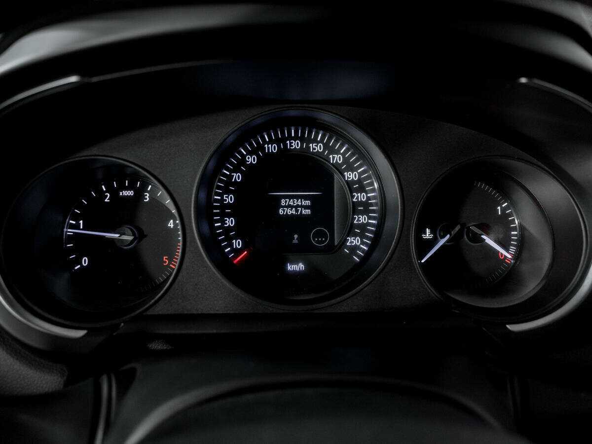 Б/У Рено Сценик 2017 года. Фото: #10