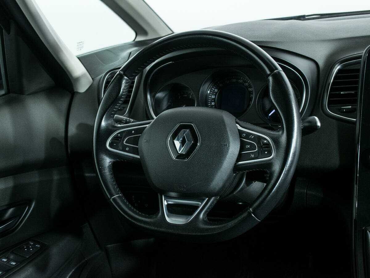 Б/У Рено Сценик 2017 года. Фото: #12