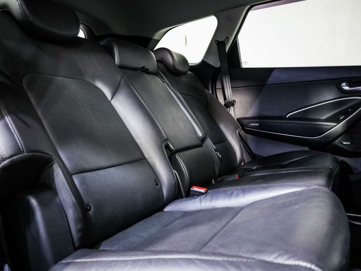Hyundai Santa Fe 2017 года с пробегом. Фото: #11