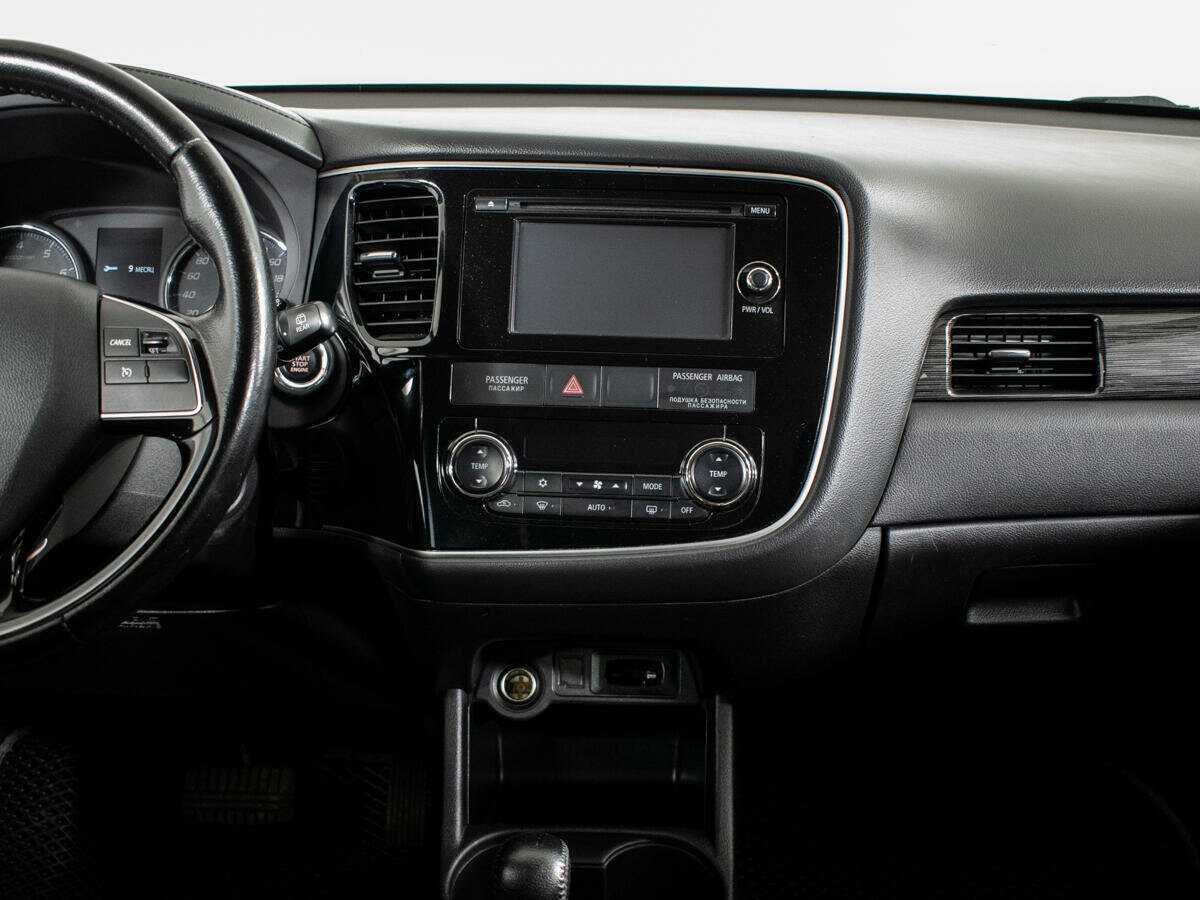 Mitsubishi Outlander 2016 года с пробегом. Фото: #9