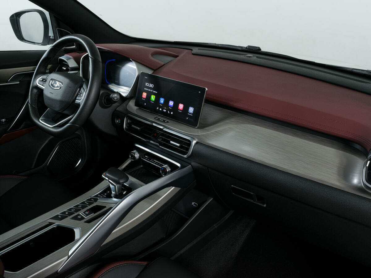 Б/У Джили Кулрэй 2023 года. Фото: #8