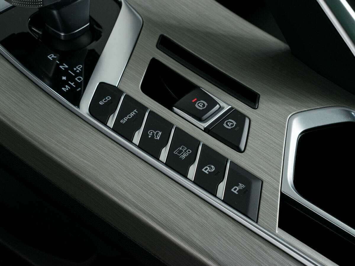 Б/У Джили Кулрэй 2023 года. Фото: #18