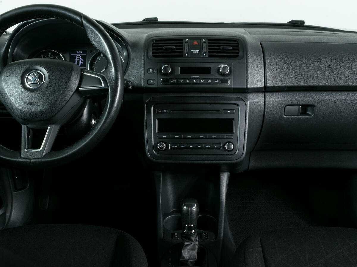 Б/У Шкода Фабия 2013 года. Фото: #7