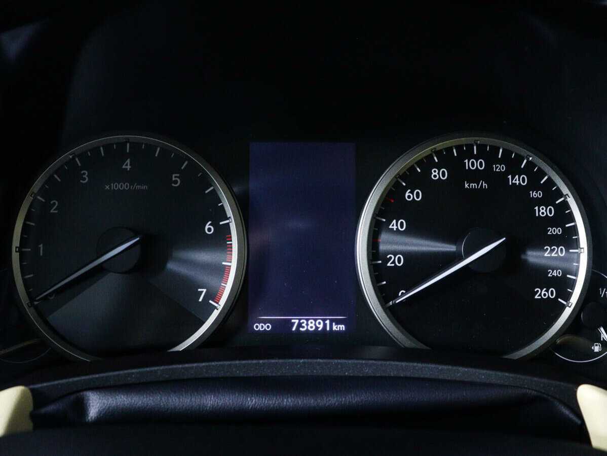 Lexus NX 2017 года с пробегом. Фото: #8