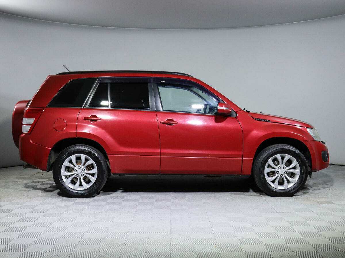 Suzuki Grand Vitara 2012 года с пробегом. Фото: #3