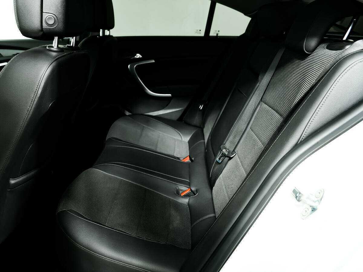 Opel Insignia 2012 года с пробегом. Фото: #11