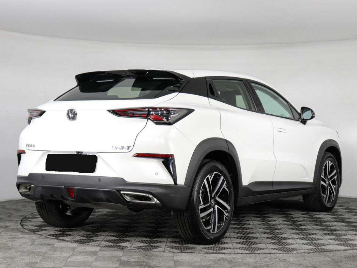 Б/У Чанган УНИ-Т 2021 года. Фото: #4