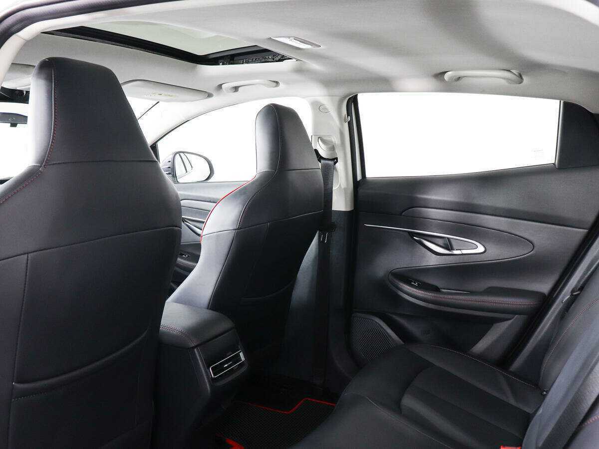 Б/У Чанган УНИ-Т 2021 года. Фото: #11