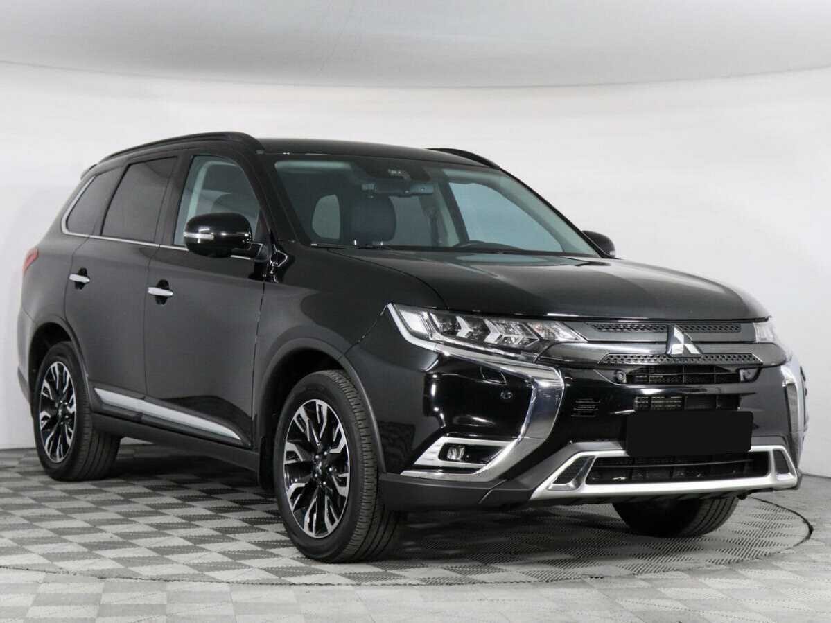 Mitsubishi Outlander 2022 года с пробегом. Фото: #2