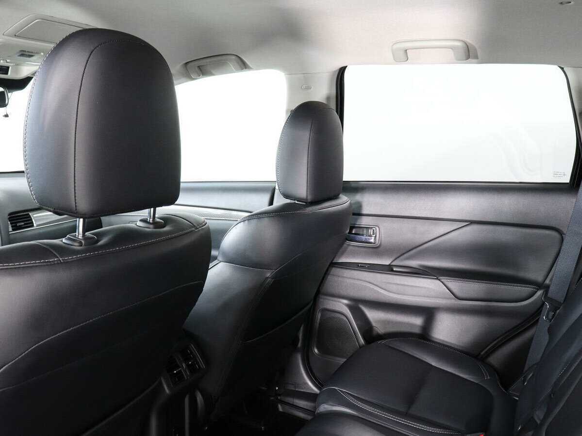 Mitsubishi Outlander 2022 года с пробегом. Фото: #11