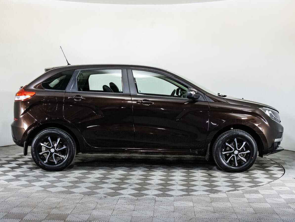 Б/У Лада (ВАЗ) ИКСРЭЙ 2017 года. Фото: #3