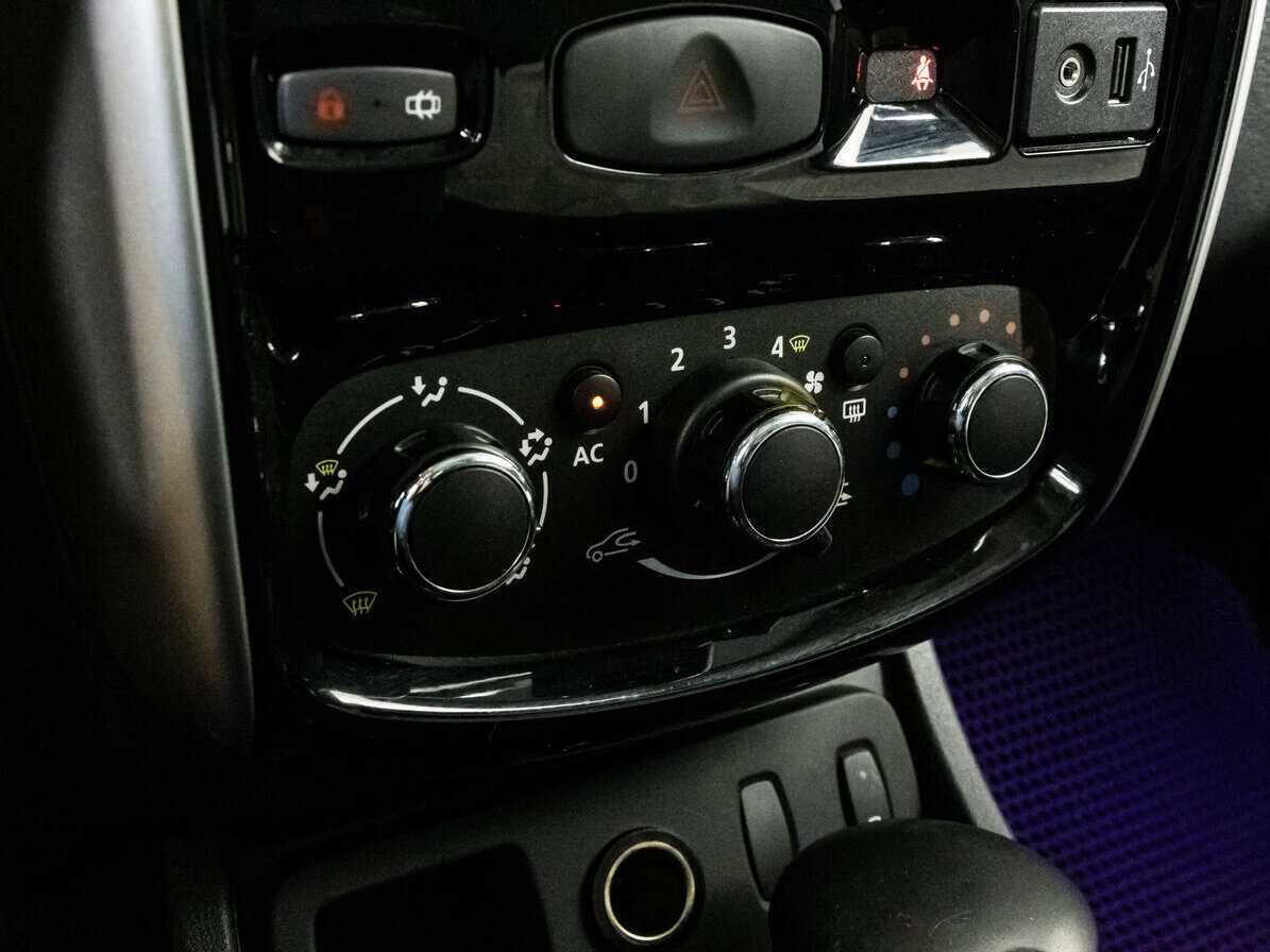 Б/У Ниссан Террано 2015 года. Фото: #12