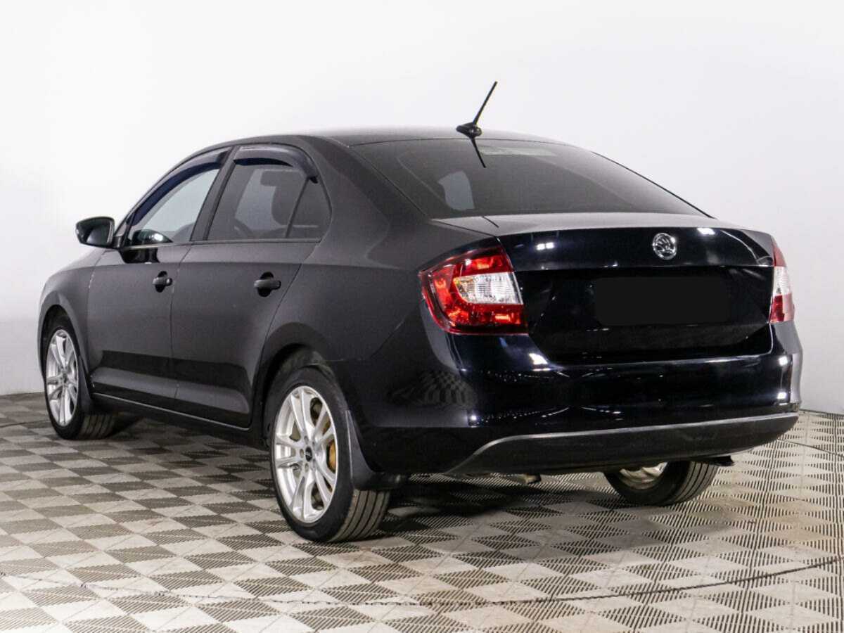 Б/У Шкода Рапид 2018 года. Фото: #6