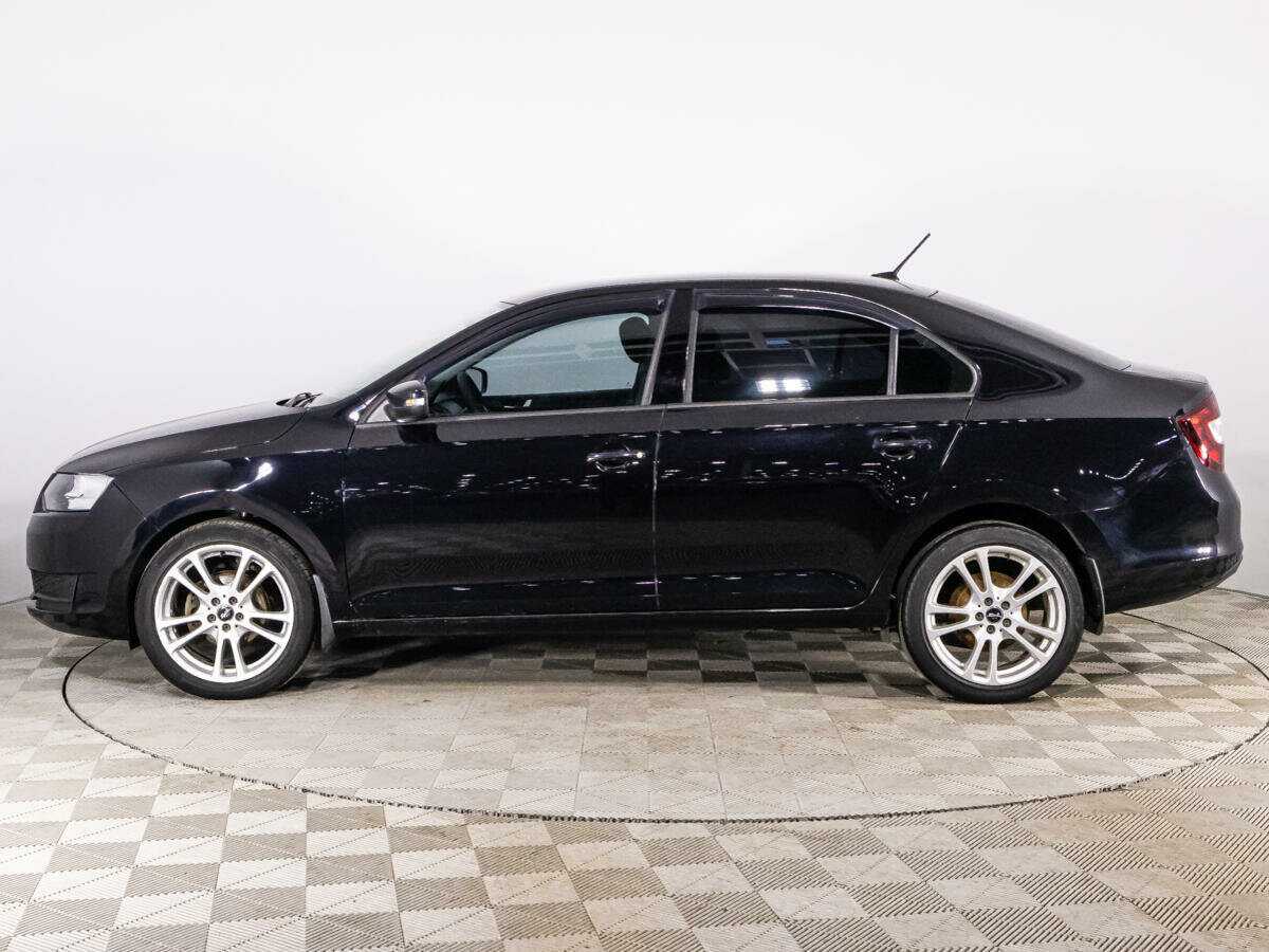 Б/У Шкода Рапид 2018 года. Фото: #7