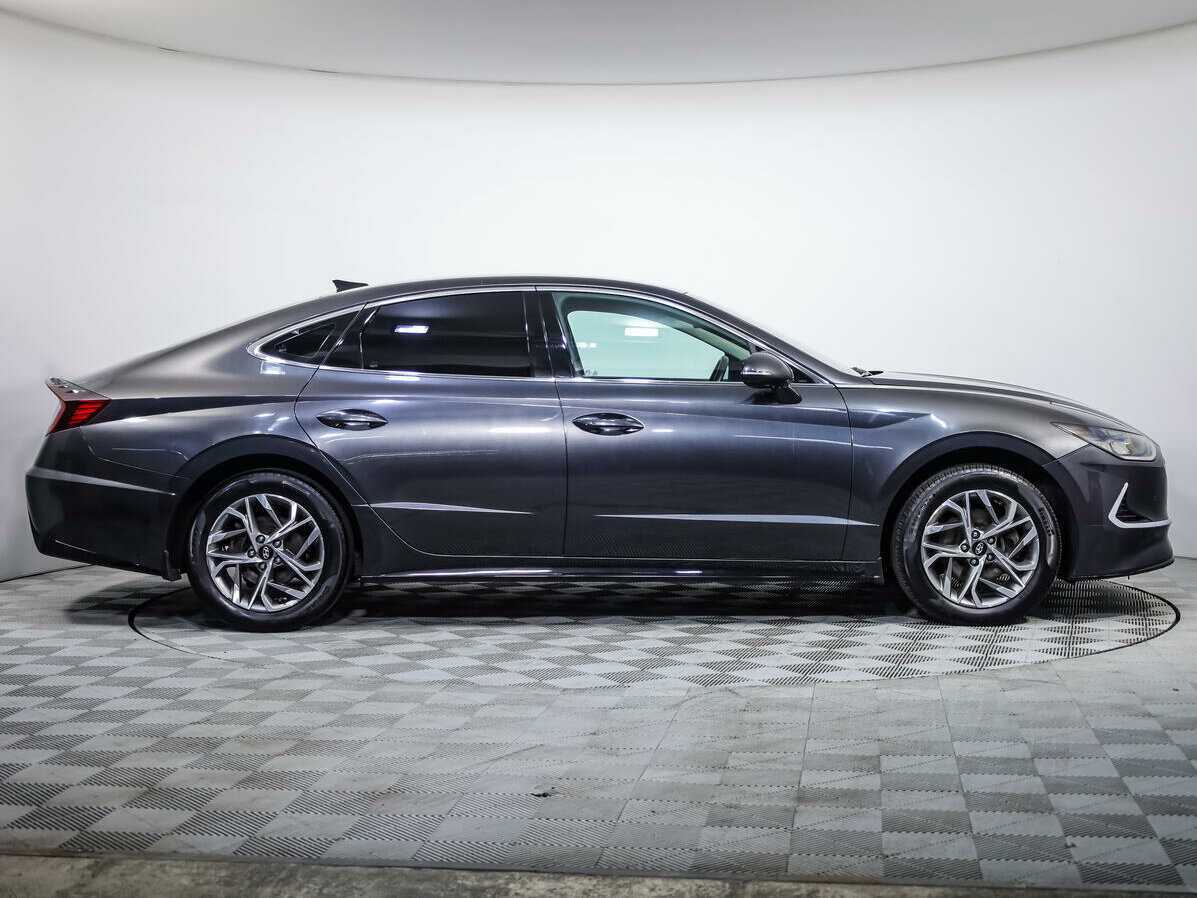 Hyundai Sonata 2021 года с пробегом. Фото: #2