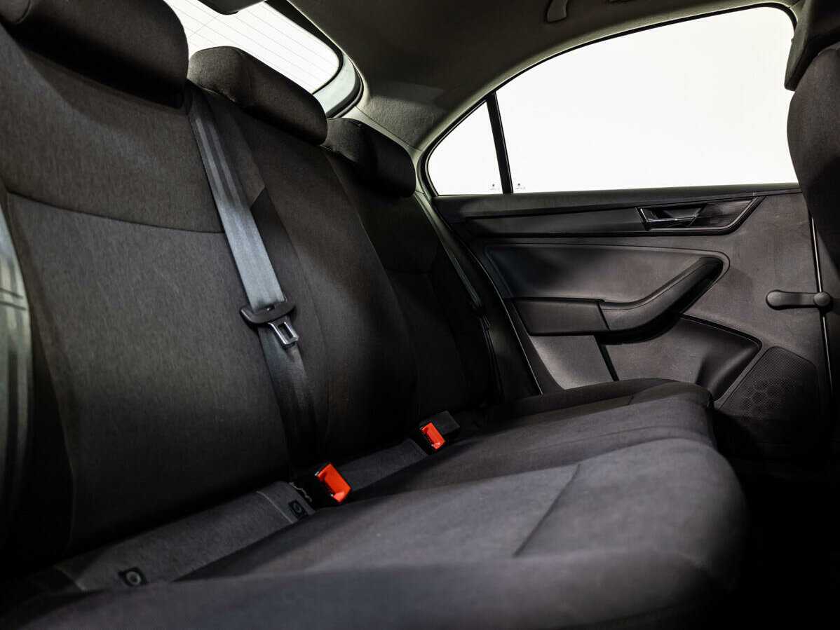 Б/У Шкода Рапид 2017 года. Фото: #10