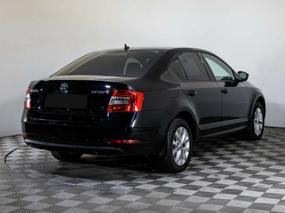 Б/У Шкода Октавия 2017 года. Фото: #4