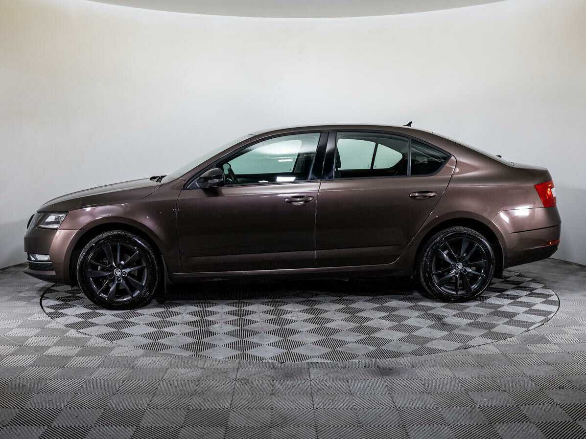 Б/У Шкода Октавия 2018 года. Фото: #7