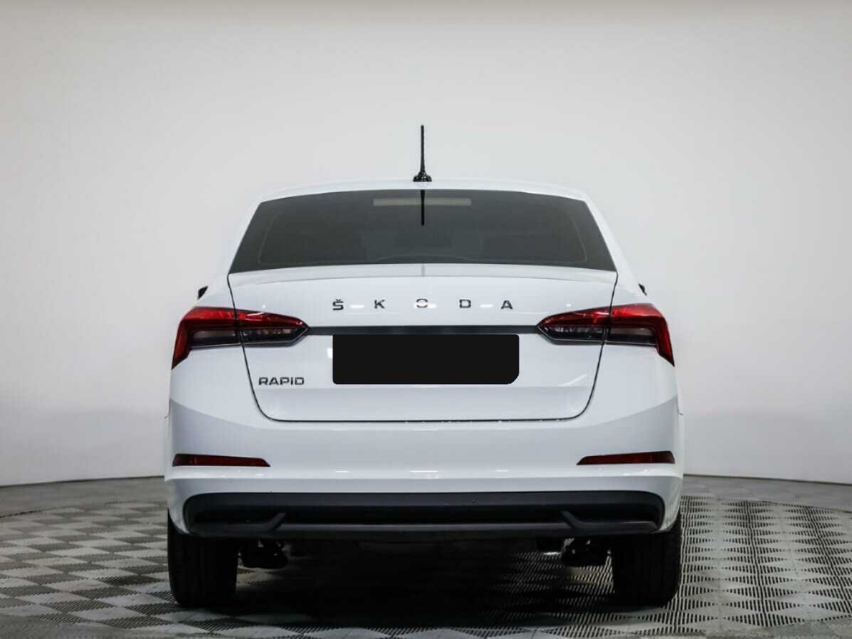 Skoda Rapid 2021 года с пробегом. Фото: #4