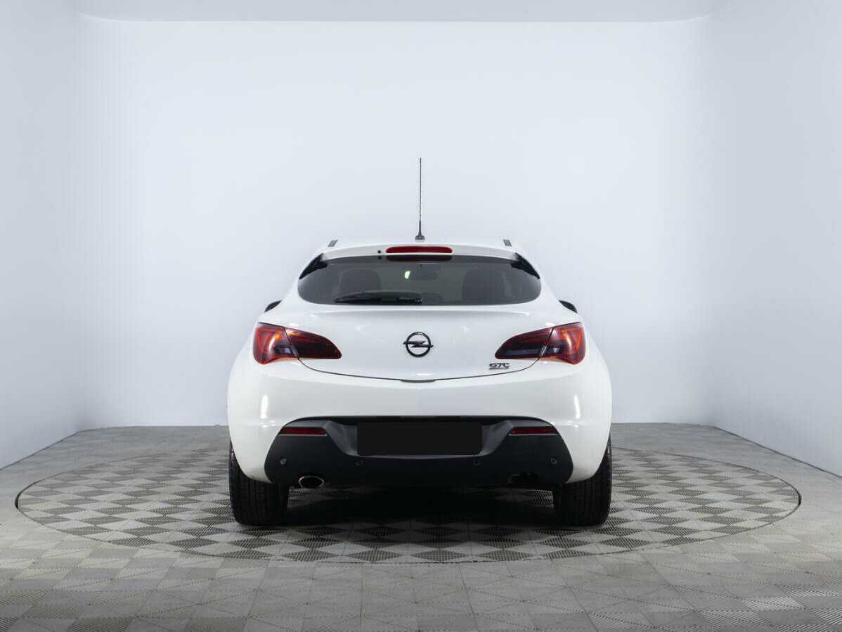 Б/У Опель Астра 2014 года. Фото: #5