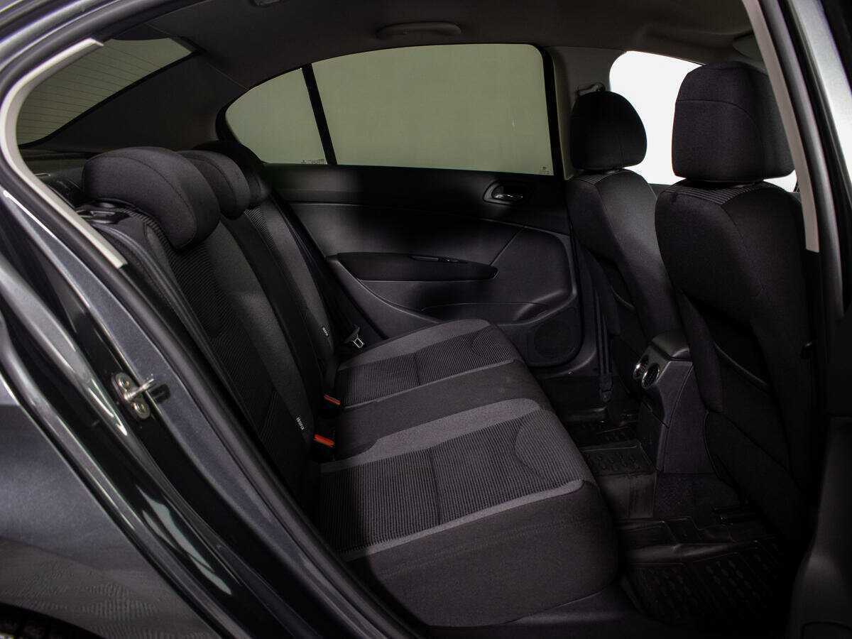 Б/У Пежо 408 2018 года. Фото: #7