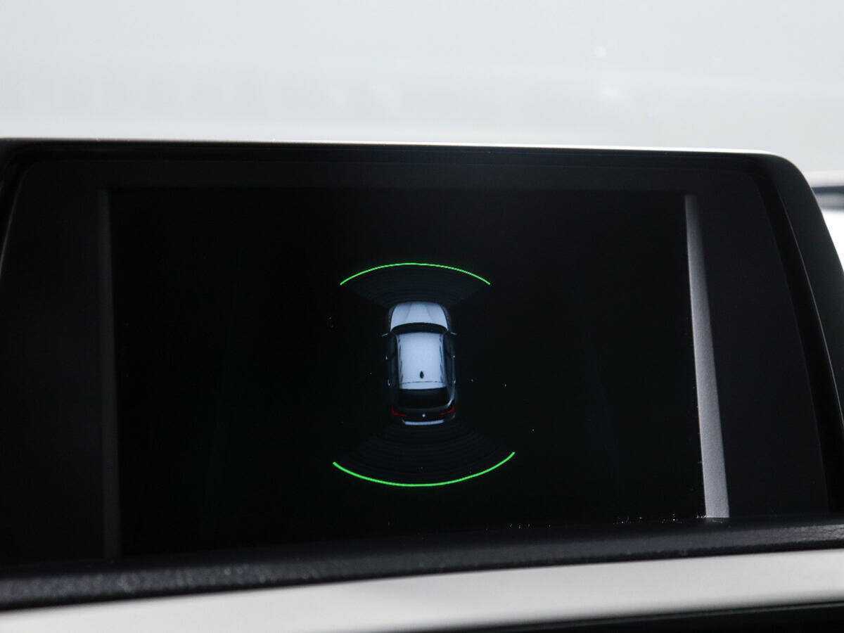 BMW 1 серии 2018 года с пробегом. Фото: #12