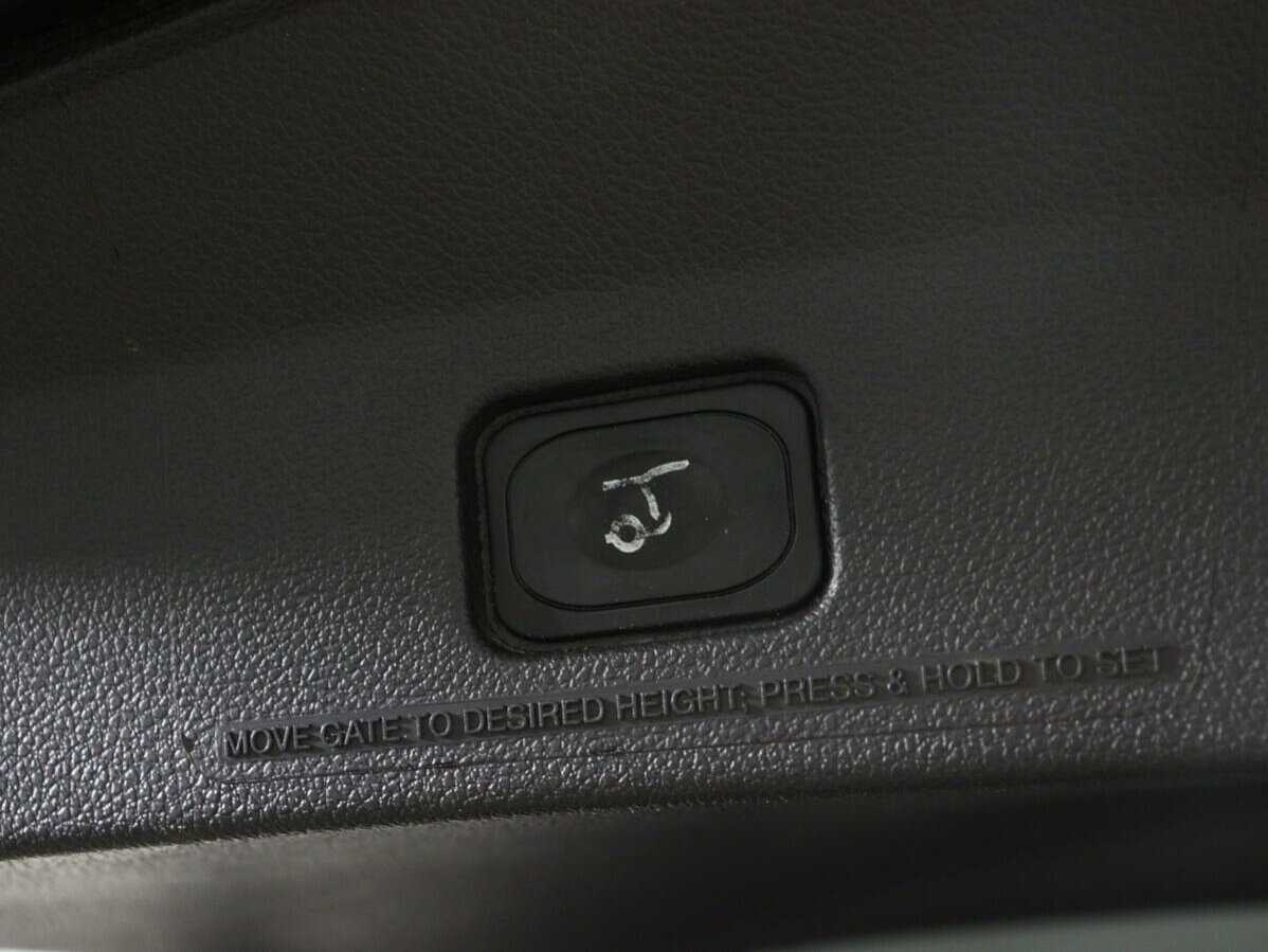 Ford Explorer 2012 года с пробегом. Фото: #16