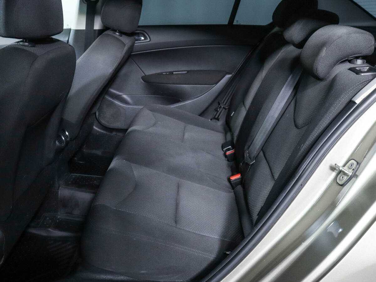 Б/У Пежо 408 2012 года. Фото: #7