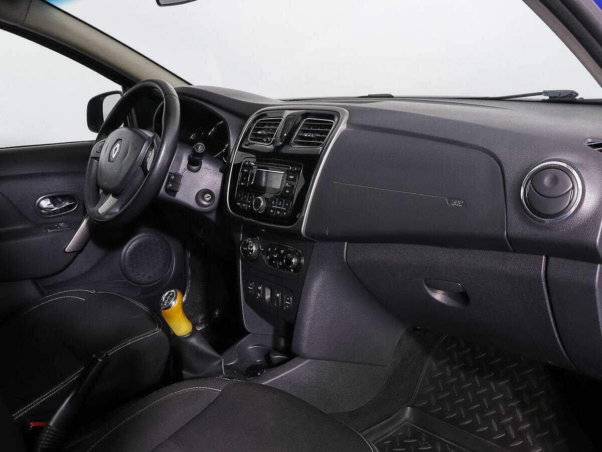 Renault Sandero 2016 года с пробегом. Фото: #7