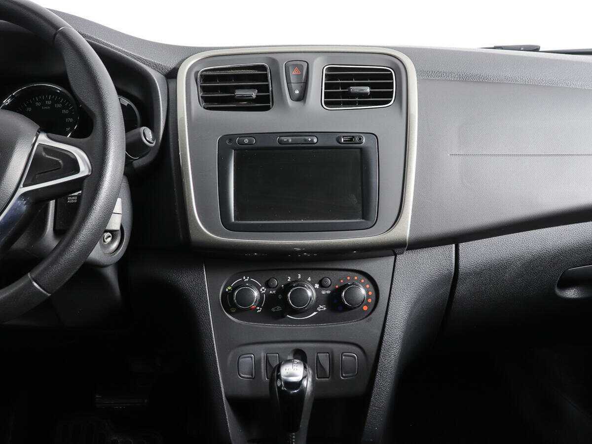 Renault Logan 2020 года с пробегом. Фото: #11