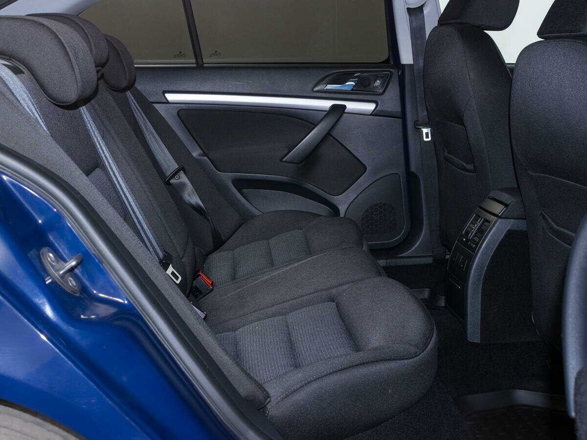 Б/У Шкода Октавия 2012 года. Фото: #11