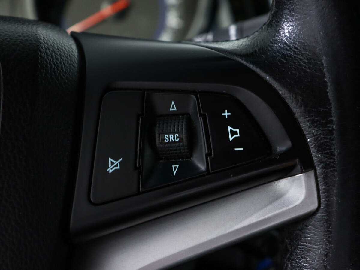 Б/У Шевроле Круз 2013 года. Фото: #13