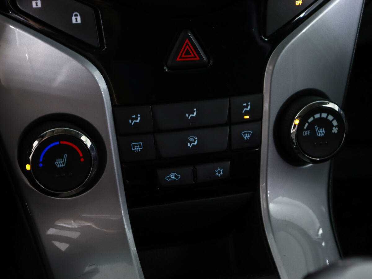 Б/У Шевроле Круз 2013 года. Фото: #14